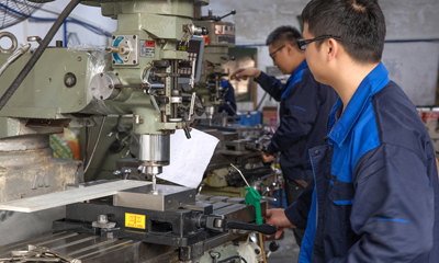 Select teng zhuo the reason of liquid filling machine